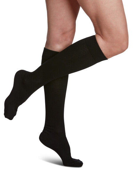 SIGVARIS | Traveno Travel Socks | Knee High | Women |  15-20mmHg (7980843991288)
