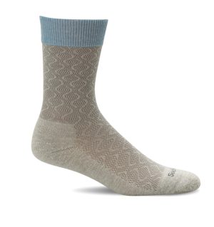 (SOCKWELL) Women's Moderate Compression, Softie (Natural)